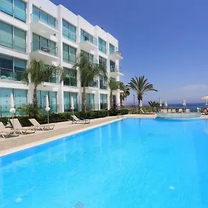 https://coralli-spa-resort-and-residence.protaras-cy-hotels.com